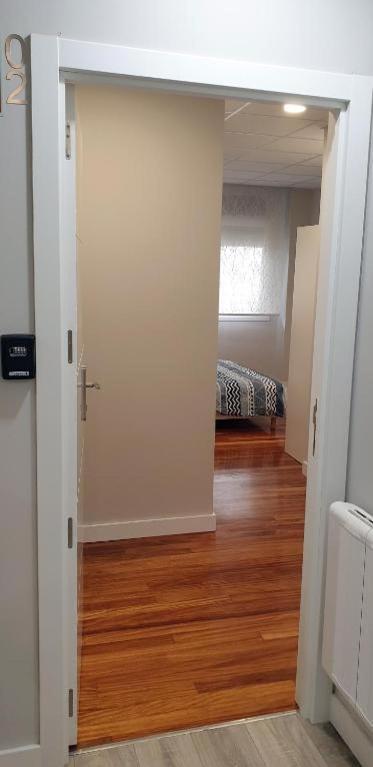 Pension Guggenheim Riverview Hbi01297 Bilbao Room photo